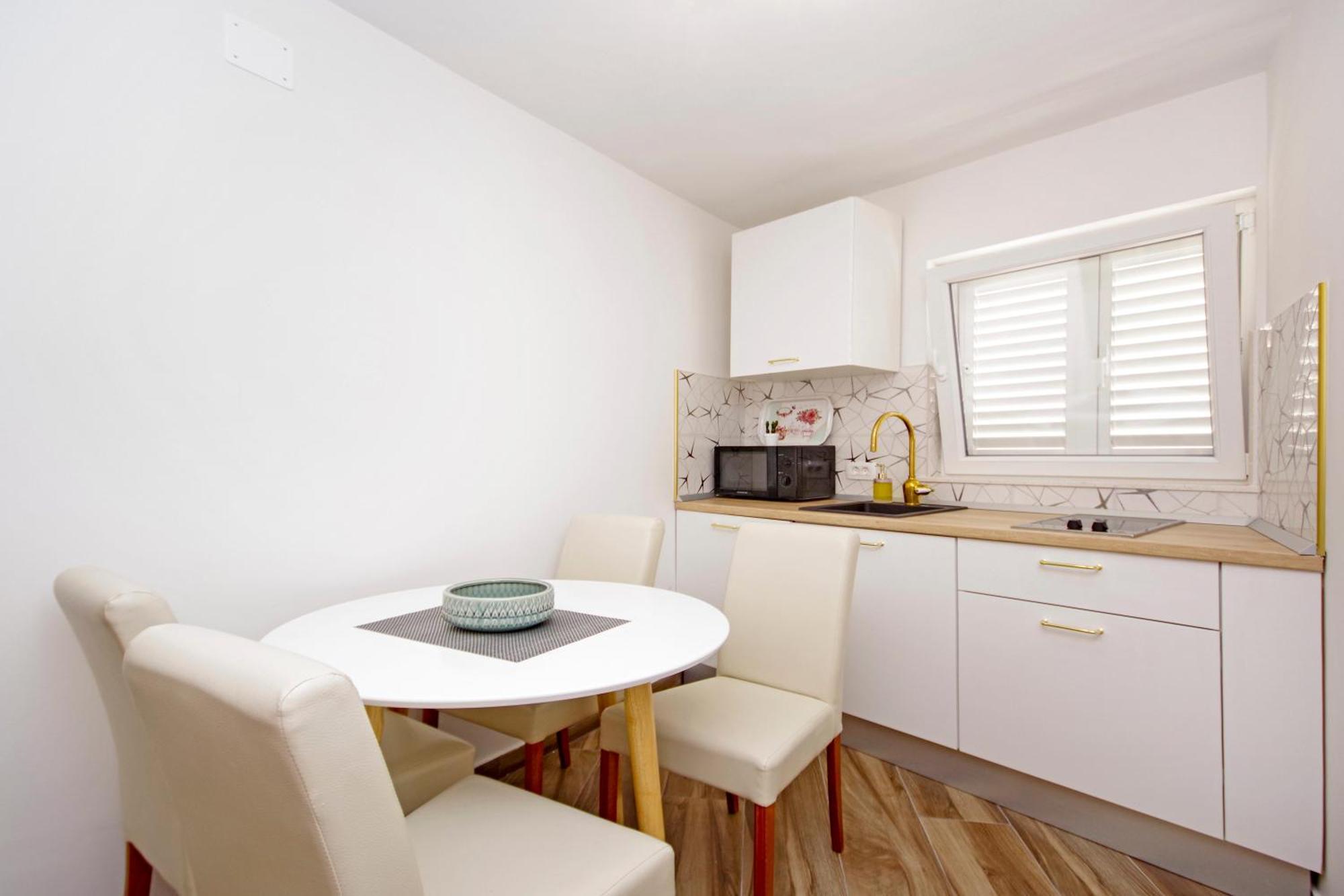 Apartments Roma Башка-Вода Экстерьер фото