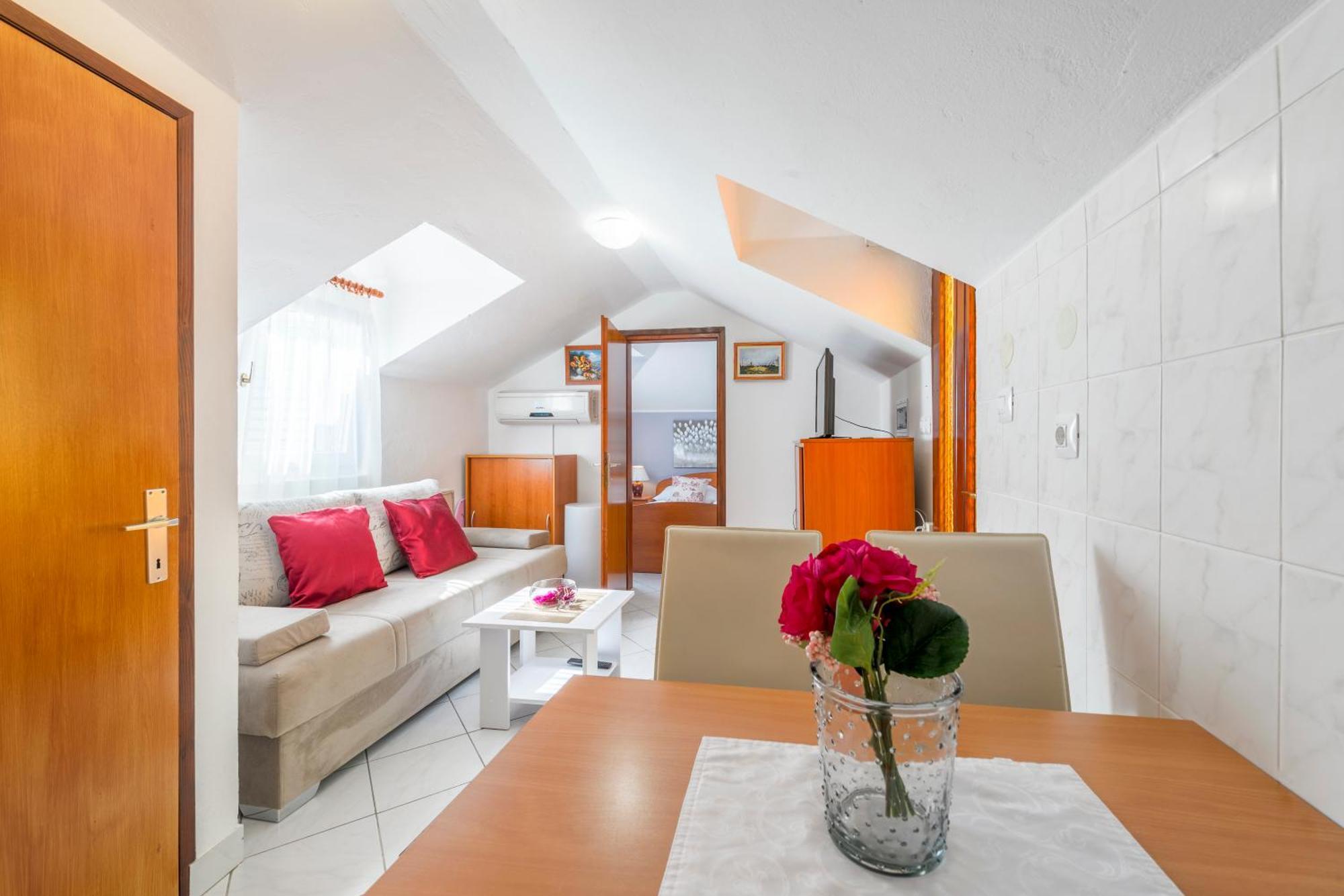 Apartments Roma Башка-Вода Экстерьер фото